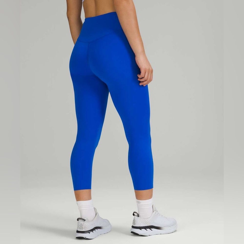 Lululemon Blue Base Pace HR Tight Cropped Crop Length 23” Women's Size 14 Royal - Picture 3 of 11